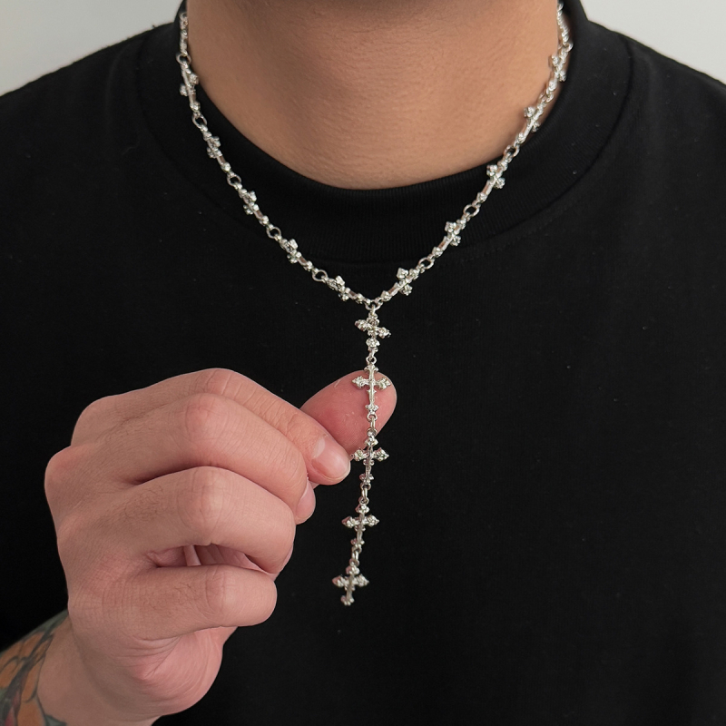 Colier masculin cu cruce auriu în formă de Y și ciucuri, lanț lung, elegant și versatil