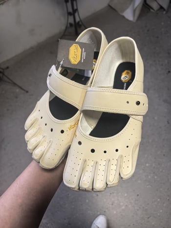 Pantofi Mary Jane cu cinci degete pentru yoga, pilates și dans, talpă moale, anti-derapare, interior și exterior, cu degete separate
