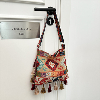 Geantă boemă cu ciucuri, capacitate mare, crossbody pentru femei
