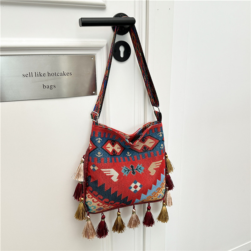 Geantă boemă cu ciucuri, capacitate mare, crossbody pentru femei