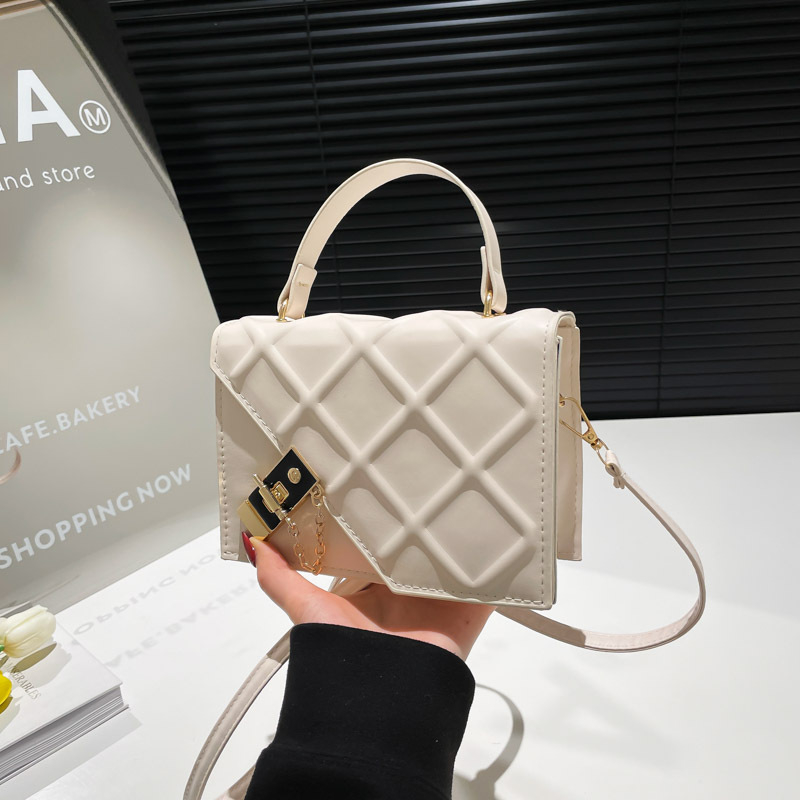 Geantă mică cu lanț, în stil coreean, model quilt diamant, formă pătrată, crossbody, 2025 nou, PU material, textură modernă