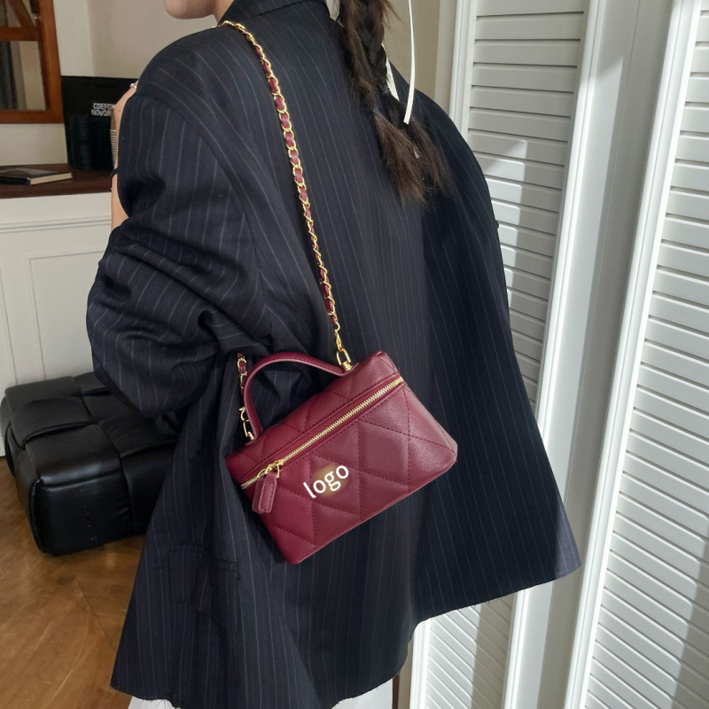 Geantă-box cu quilt diamantat și lanț, piele PU, stil Chanel, mică pătrată, gentuță pentru cosmetice, crossbody