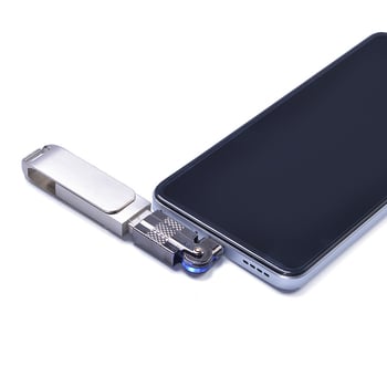 Adaptor rotativ din aliaj de zinc USB-A femelă către USB-C masculin, pentru încărcare și transfer de date, 3A