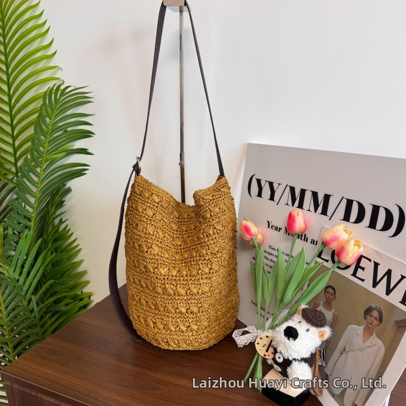 Veľkokapacitná tkaná vedrová taška pre ženy, leto 2026, bežné denné nosenie, slamená plážová crossbody taška