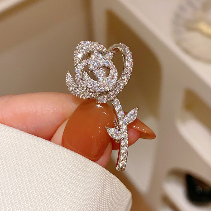 Broșă cu floare din zirconiu, stil coreean, micro-incrustații, pentru pulover