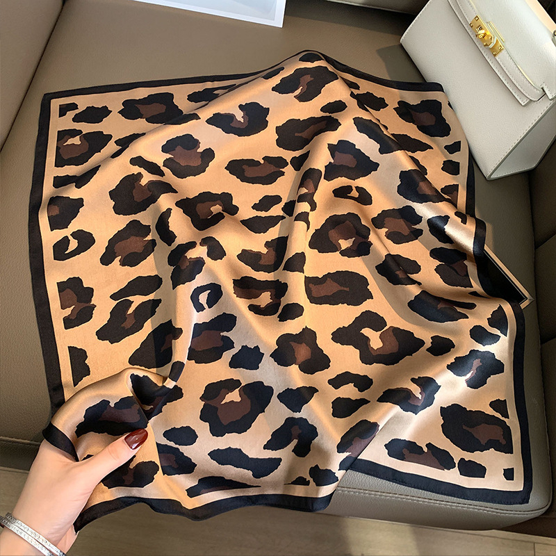 Șal de mătase pentru femei, din satin crepon, 100% mătase de dud, imprimeu leopard auriu, pătrat