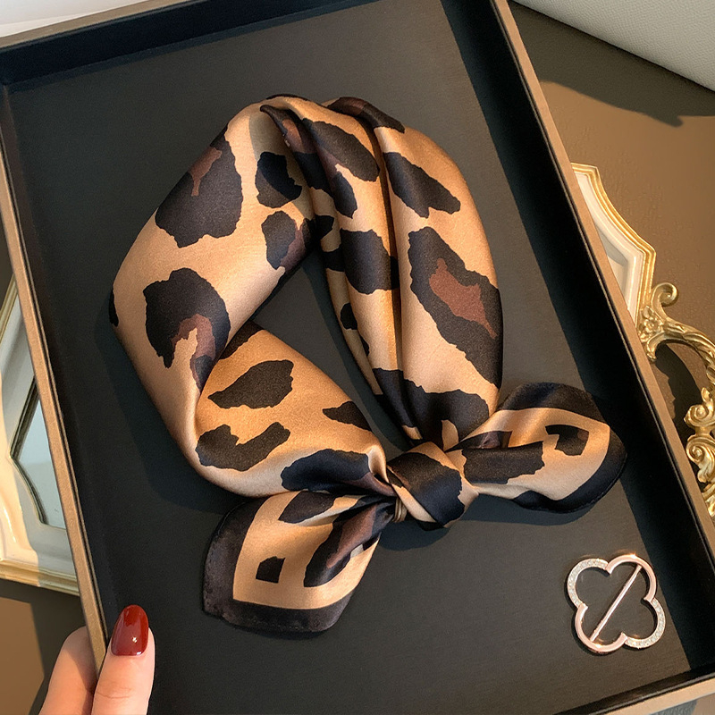Șal de mătase pentru femei, din satin crepon, 100% mătase de dud, imprimeu leopard auriu, pătrat