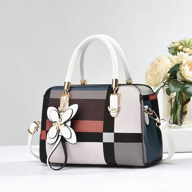 Geantă de damă din PU cu design color-block, capacitate mare, mărime medie, curesă de umăr, stil urban minimalist, închidere cu fermoar, căptușeală poliester.