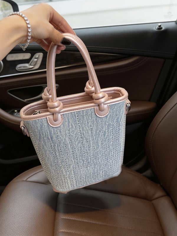 Geantă bucket din denim, stil coreean, mică, cu curea crossbody și închidere magnetică