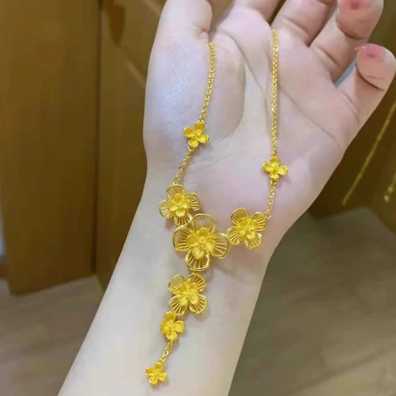 Colier placat cu aur, floare de prun și efect zăpadă, lanț pentru claviculă elegant, design floral minimalist