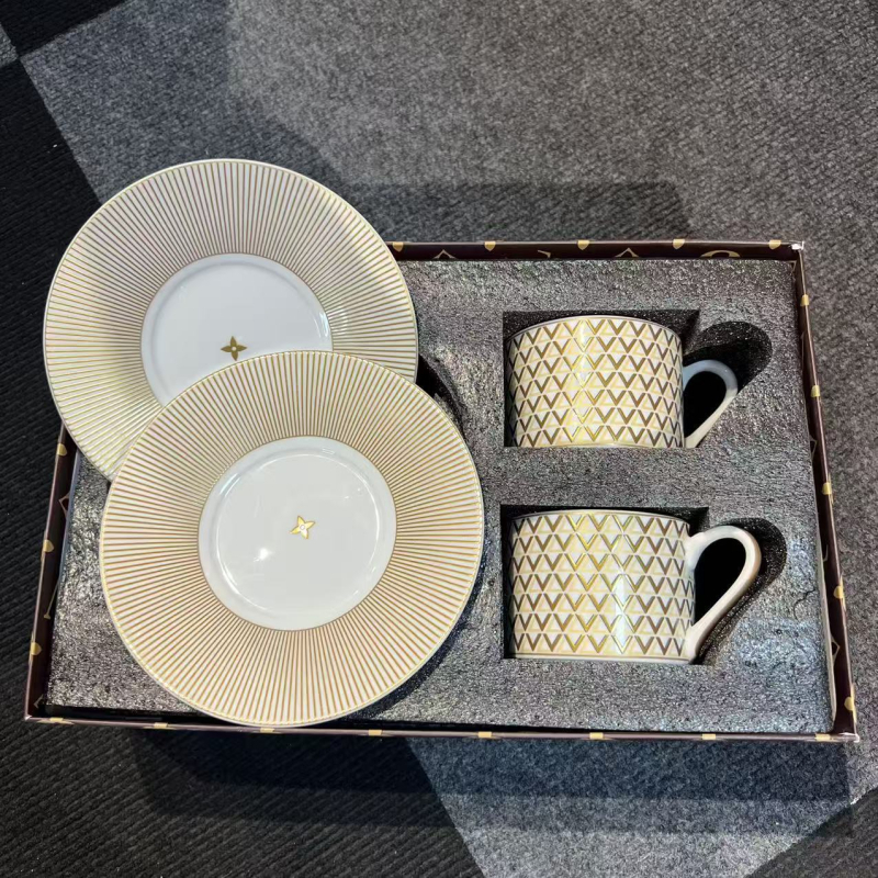 Set cafea în stil european, seria alfabet, din porțelan osos, cu o cafetieră, două cești și două farfurioare, pentru ceaiul de după-amiază, lux ușor, cadou practic