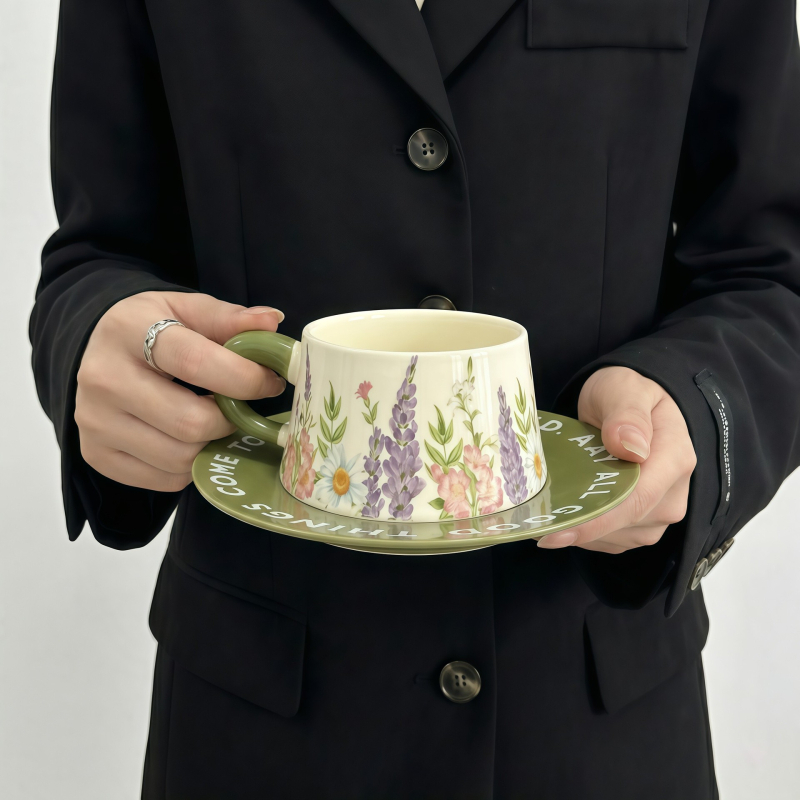 Set ceramic cești de cafea și farfurioare cu model floral, cutie cadou, calitate întâi, lux discret