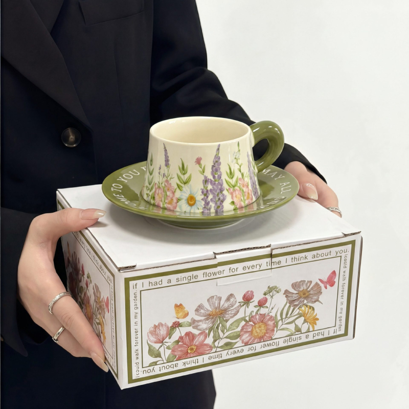 Set ceramic cești de cafea și farfurioare cu model floral, cutie cadou, calitate întâi, lux discret