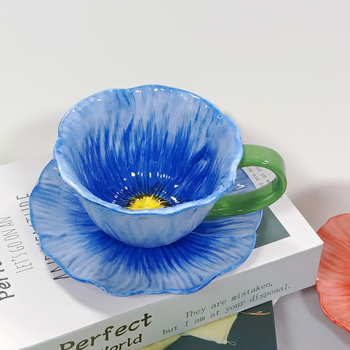 Set ceramic pentru cafea cu ceașcă și farfurie, farfurie de desert și farfurie pentru fel principal, model cu maci, stil retro ușor luxos, set în cutie cadou
