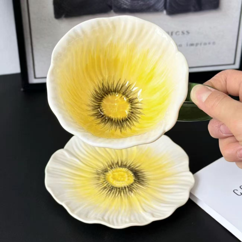 Elegáns kávéscsésze készlet, design-orientált esztétika, minimalisták vasból készült csészék, Francia ihletésű exkluzív kollekció nőknek