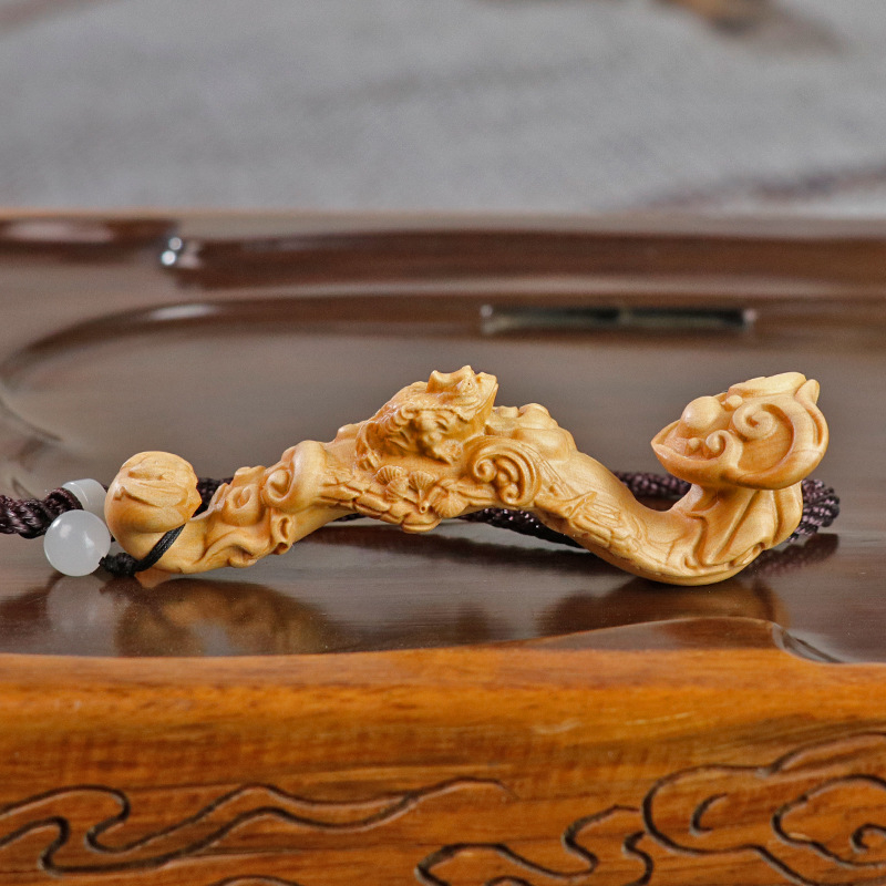 Piesă de sculptură din boxwood în stil Ruyi, ornament de birou — artă în lemn