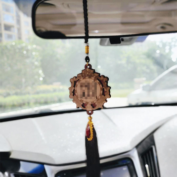 Pandantiv auto din lemn, stil oriental