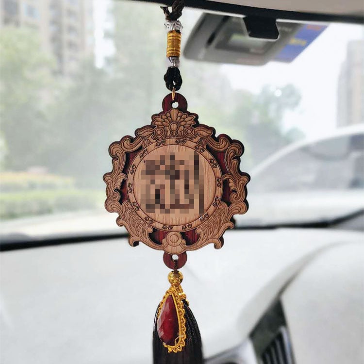 Pandantiv auto din lemn, stil oriental