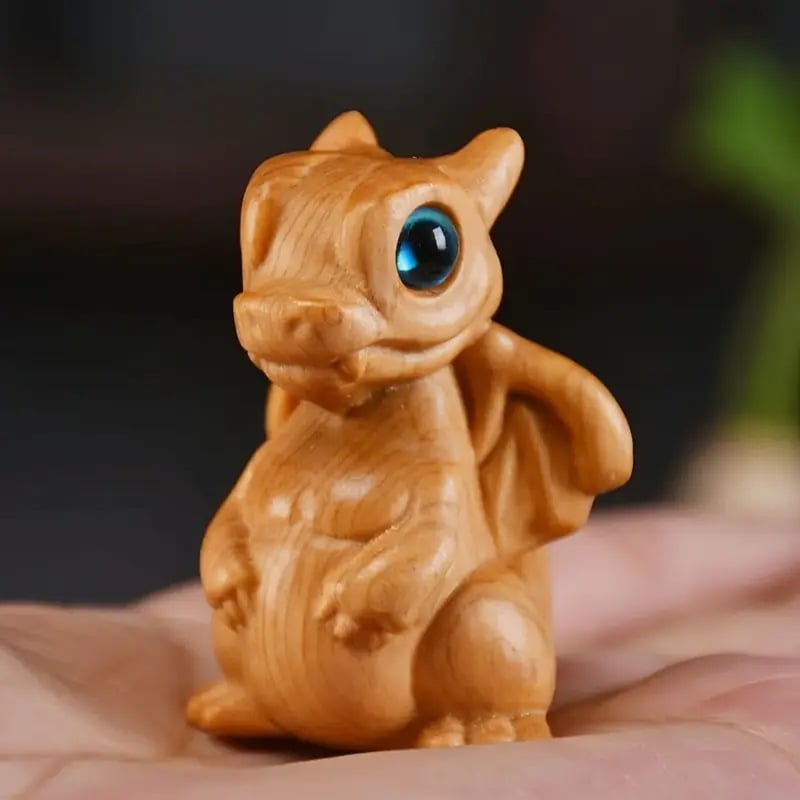 Ornament din lemn cu dragon zburător drăguț pentru birou și dulapul de televizor