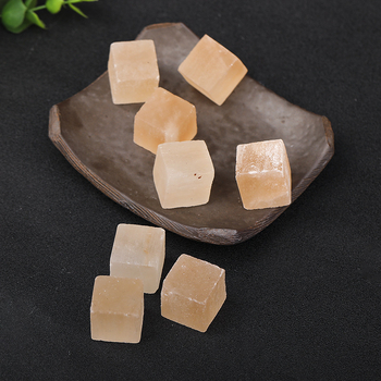 Piatră naturală marocană din ghips translucid – ornament cub și specimen mineral