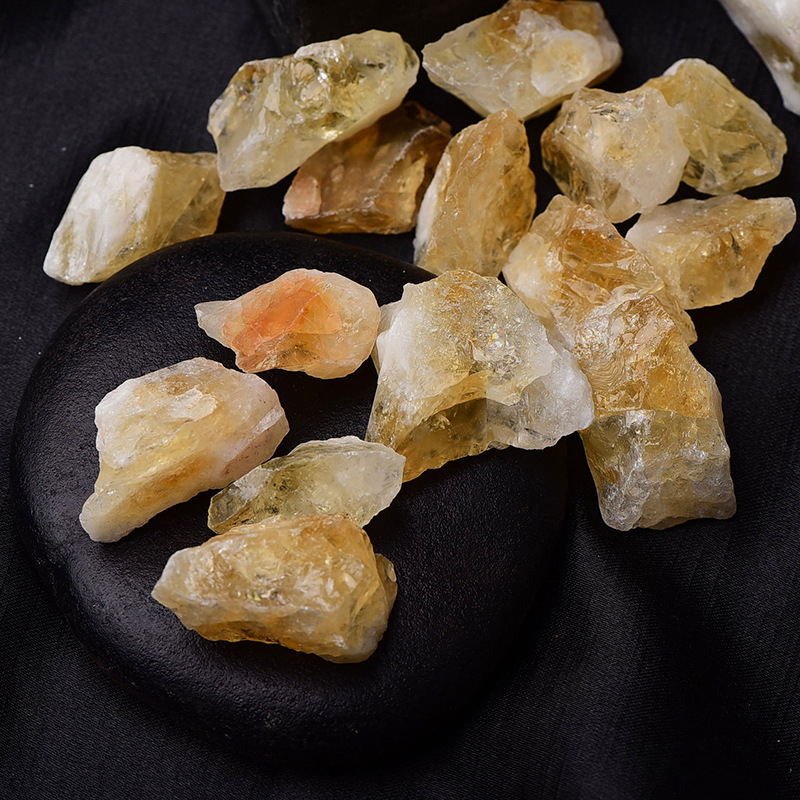 East Sea Crystal Piatră brută de citrin naturală pentru aromaterapie în interior și ornament mineral citrin