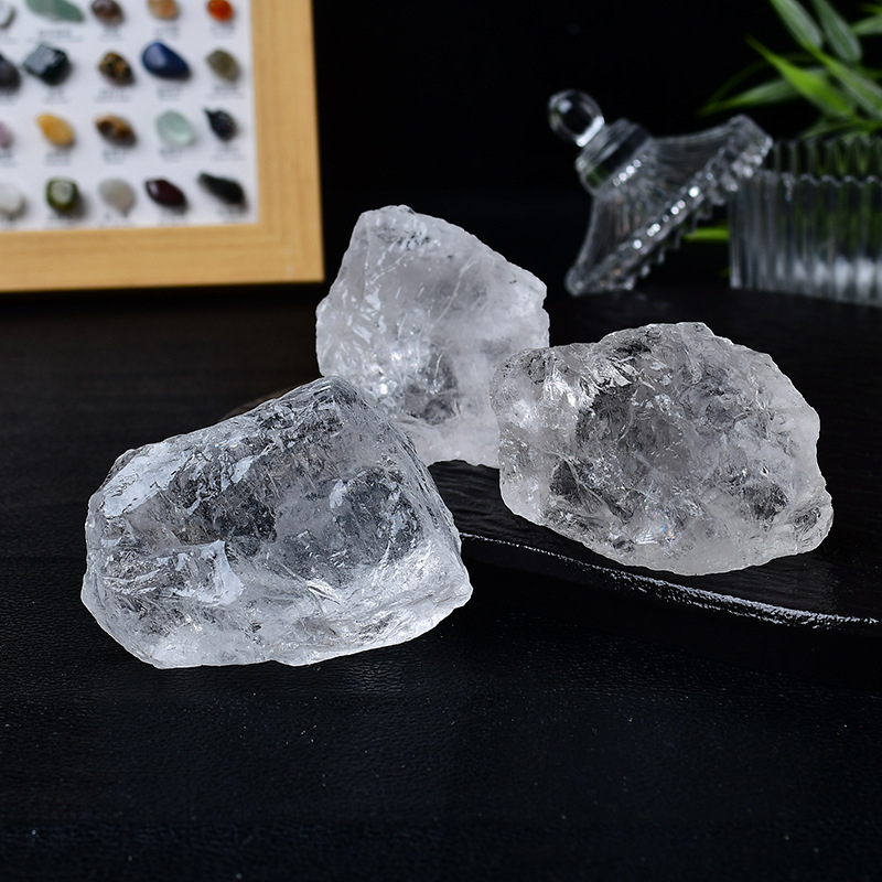 Piatră de cristal alb natural pentru aromaterapie – ornament decorativ din cristal