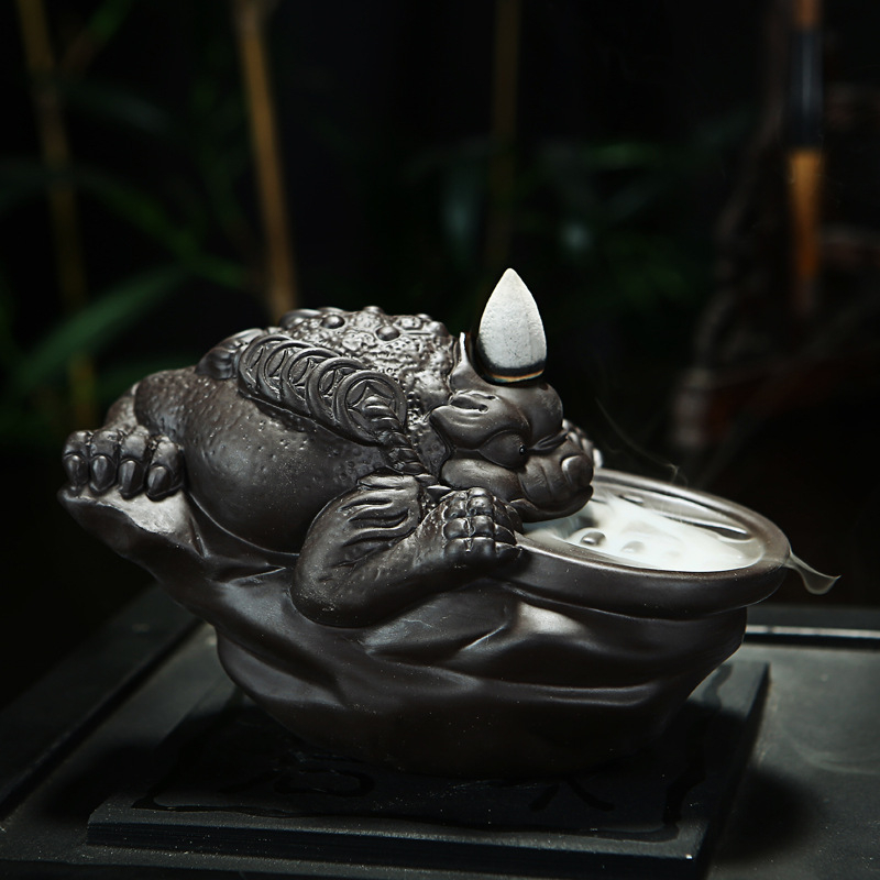 Cicada auriu – arzător de tămâie cu flux invers, ceramică mov, decor ceramic creativ pentru lemn de santal și agarwood