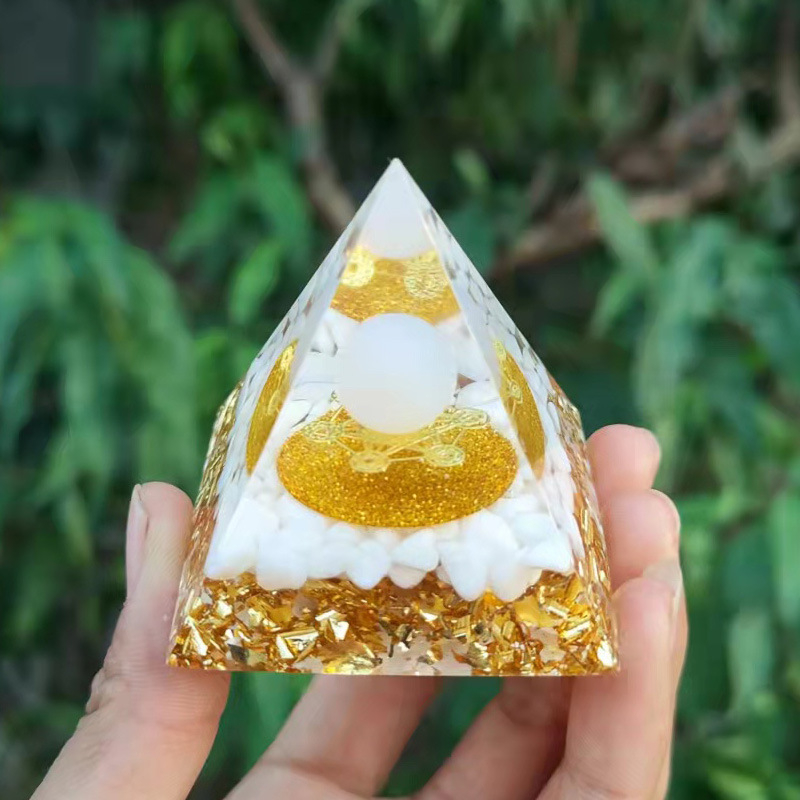 Sferă de cristal în formă de piramidă, rășină epoxidică, decor pentru casă și cadou
