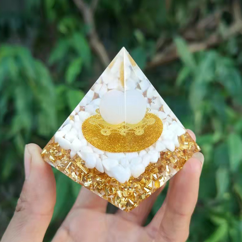 Sferă de cristal în formă de piramidă, rășină epoxidică, decor pentru casă și cadou