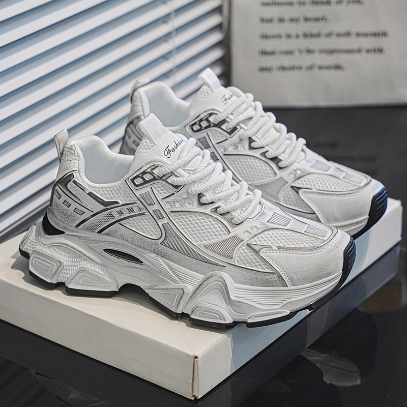 Pantofi sport casual pentru bărbați cu talpă groasă, partea superioară din plasă respirabilă, design care mărește înălțimea, șireturi, pantofi sport albi