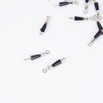 Conector rapid pentru linie de pescuit cu clip, șurub rotativ și opritor de linie – mic accesoriu de pescuit