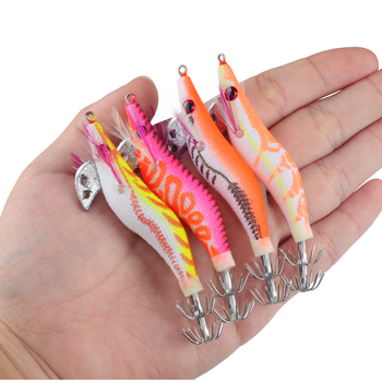 Set de 4 năluci din lemn luminoase pentru pescuitul în mare, 8 cm lungime, 8 g greutate