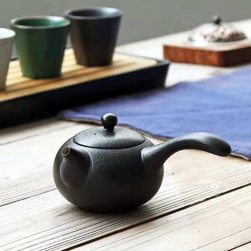 Ceainic din ceramică neagră pentru uz casnic, design modern minimalist, mâner lateral, set Kung Fu din lut mov pentru infuzarea ceaiului, potrivit pentru utilizare direct pe flacără
