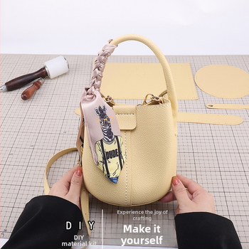 Dámska crossbody kabelka v kórejskom štýle, valcovitá vedrová kabelka, jednofarebná, nosenie v ruke alebo cez rameno, ručne vyrobená
