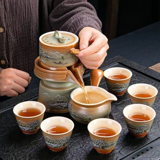 Set Gongfu de ceai din sticlă cu infuzor magnetic — ceainic și cești, sticlă rezistentă la căldură, tavă din bambus, pentru 6–10 persoane, design modern