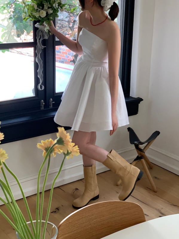 Rochie de seară în stil coreean, tafta neagră, fără bretele, off-shoulder, croială simplă și elegantă, fustă puff, rochie de mireasă ușoară pentru femei, ideală pentru fotografii de călătorie.