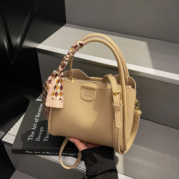 Geantă bucket pentru femei, vară 2026 — stil urban minimalist, PU piele, crossbody/pe umăr cu închidere magnetică