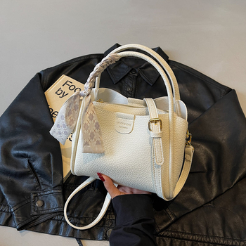 Geantă bucket pentru femei, vară 2026 — stil urban minimalist, PU piele, crossbody/pe umăr cu închidere magnetică