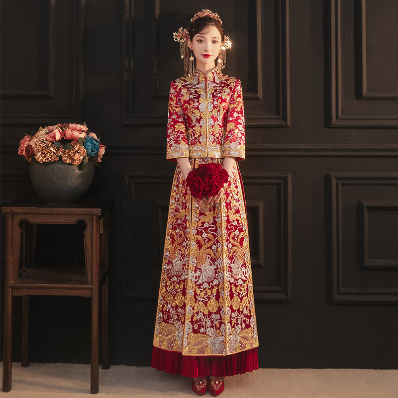 Rochie de mireasă Xiuhe, 2026, stil nou chinezesc, rochie de mireasă în croială slim, Dragon și Phoenix, cu strasuri.