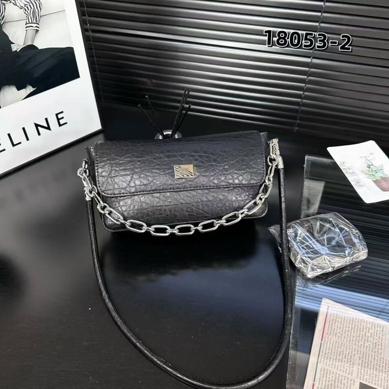 Geantă crossbody mică pentru femei, în stil franțuzesc, pătrată, model 2026, minimalistă și elegantă pentru utilizare zilnică