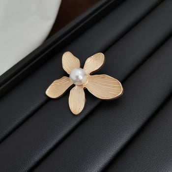 Broșă Bauhinia aurie mată, vintage, pentru femei