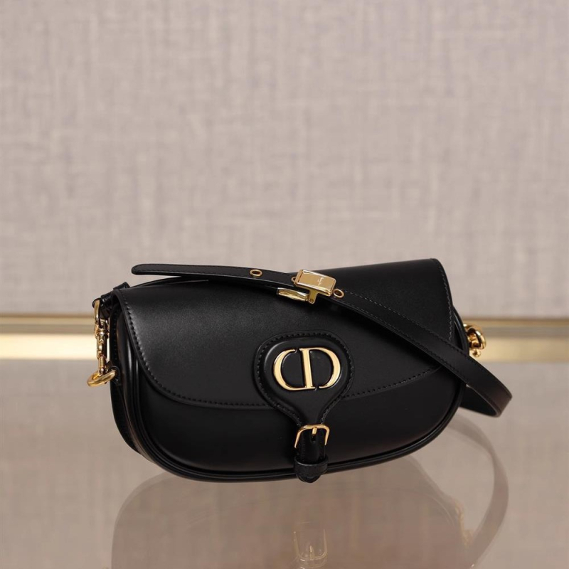 Geantă de damă tip saddle, 2025 model nou, lux ușor, senzație premium, geantă de umăr și crossbody, stil minimalist pentru utilizare zilnică