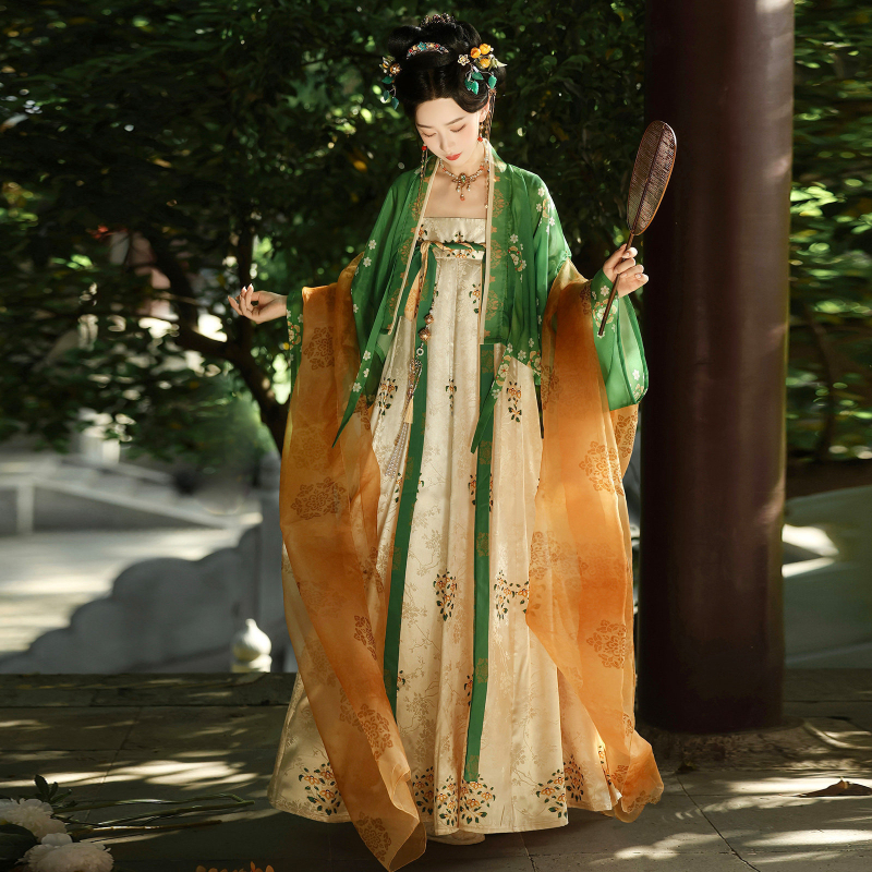 Set Hanfu în stil Tang: top bustier și fustă, broderie, model geometric, poliester, primăvara 2026