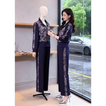 Compleu casual de damă din două piese: hanorac de trening și pantaloni largi, colecția 2025 pentru primăvară, toamnă și iarnă, stil sofisticat.