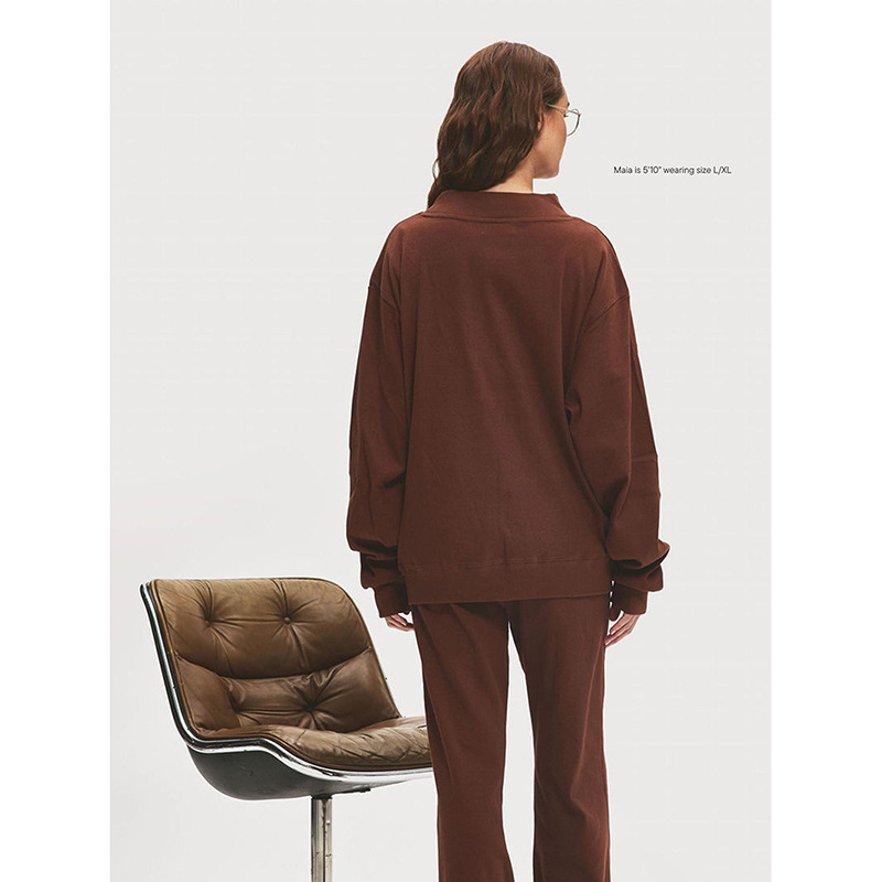 PARKE Pulover damă din bumbac cu broderie litere și patch, croială lejeră, guler mock neck, mâneci lungi, Primăvara 2025