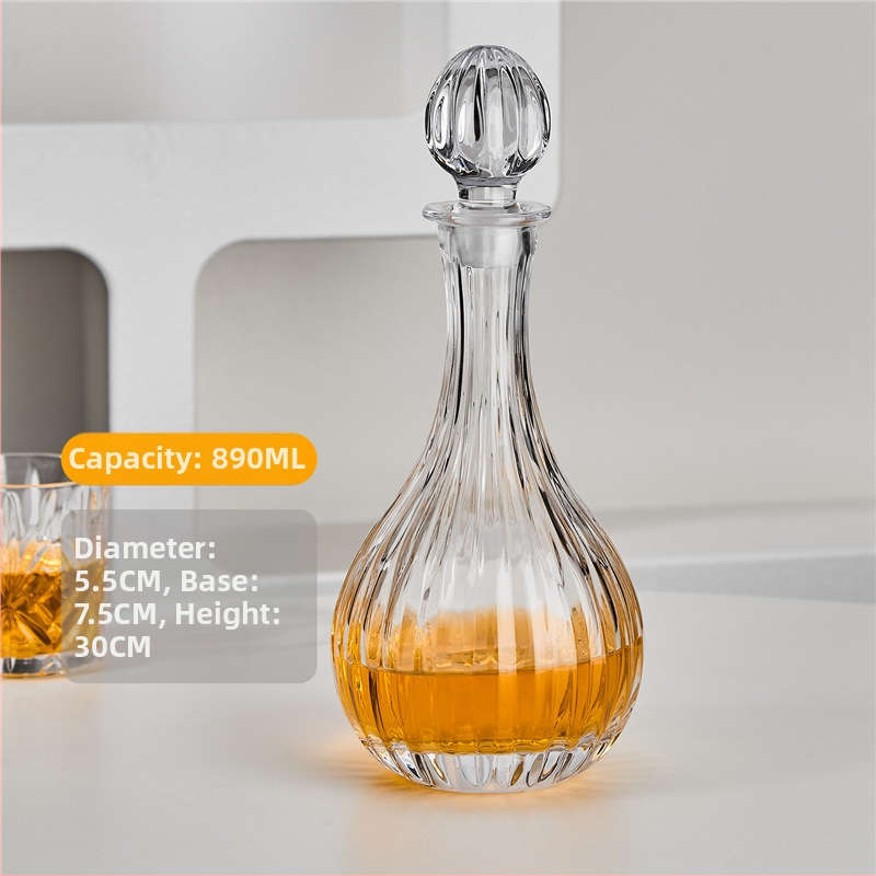 Sklenená karafa európskeho štýlu na whisky a víno, 750 ml