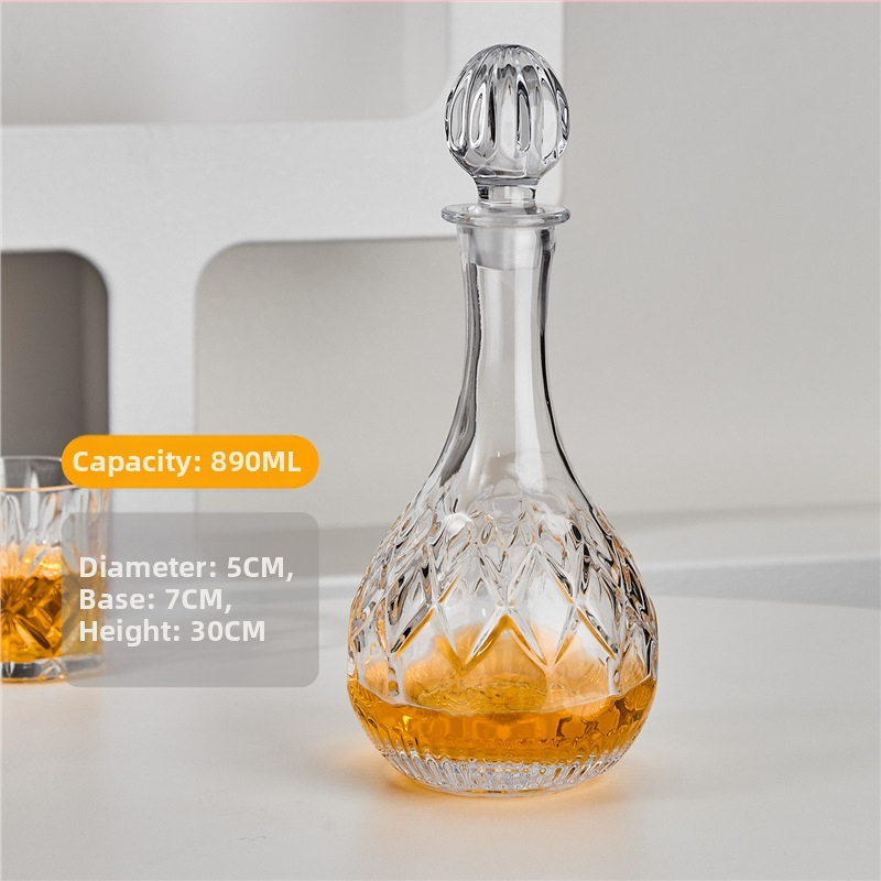 Sklenená karafa európskeho štýlu na whisky a víno, 750 ml