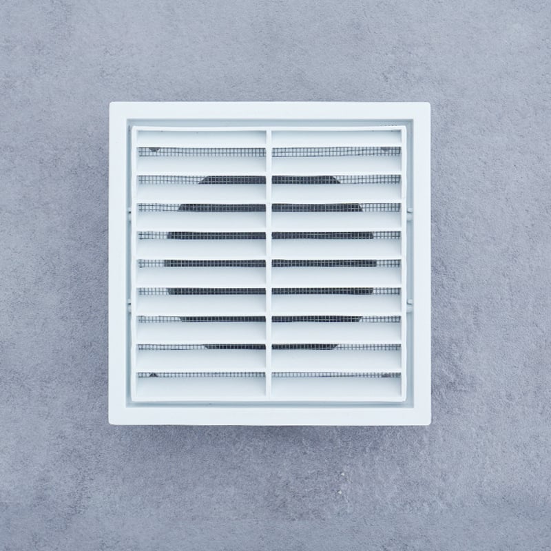 Capac de ventilare baie și bucătărie cu protecție la ploaie și grilă cu lamele