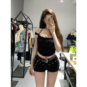 Shorts din denim pentru femei, în stil american, negri, ultra-scurți, cu nituri metalice, talie joasă