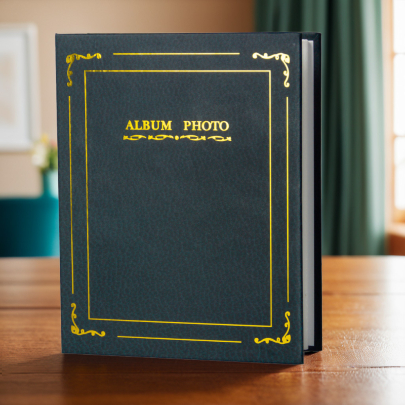 Album foto 4x6 inch, 100 pagini intercalate, stil european clasic, copertă cu folie aurie, album pentru copii